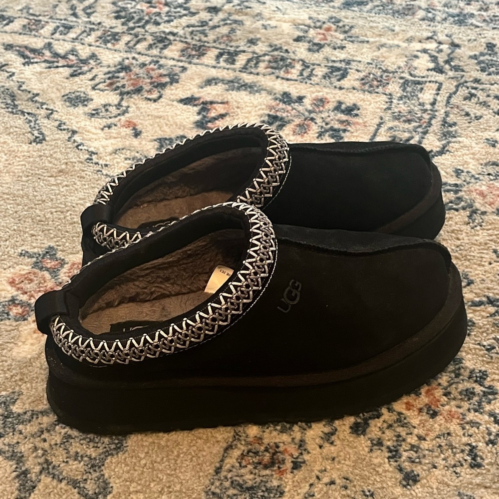 Ugg slippers